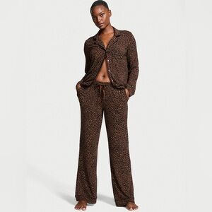 VICTORIA'S SECRET
Modal Long Pajama Set animal print size M NWT in packaging